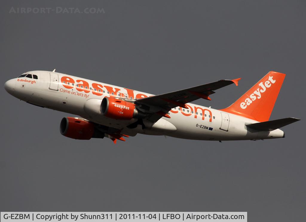 G-EZBM, 2007 Airbus A319-111 C/N 3059, On take off from rwy 32R with additional 'Edimburgh' titles