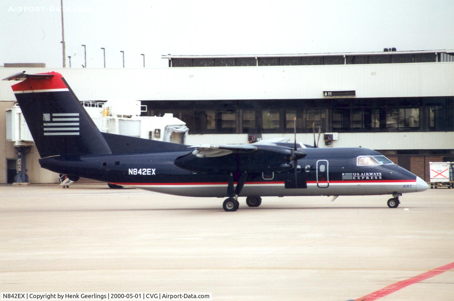N842EX, 1992 De Havilland Canada DHC-8-102 Dash 8 C/N 341, US Airways Express