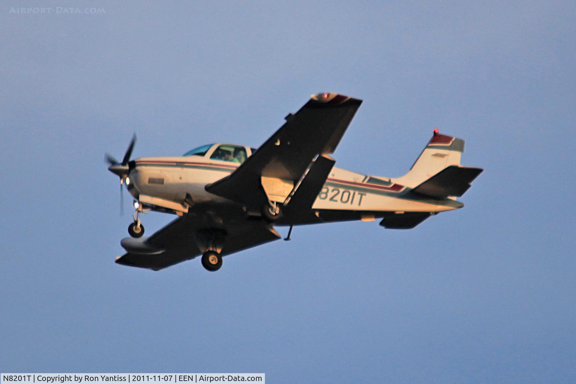 N8201T, 1994 Beech A36 Bonanza 36 C/N E-2838, Final runway 02, Dillant-Hopkins Airport, Keene, NH