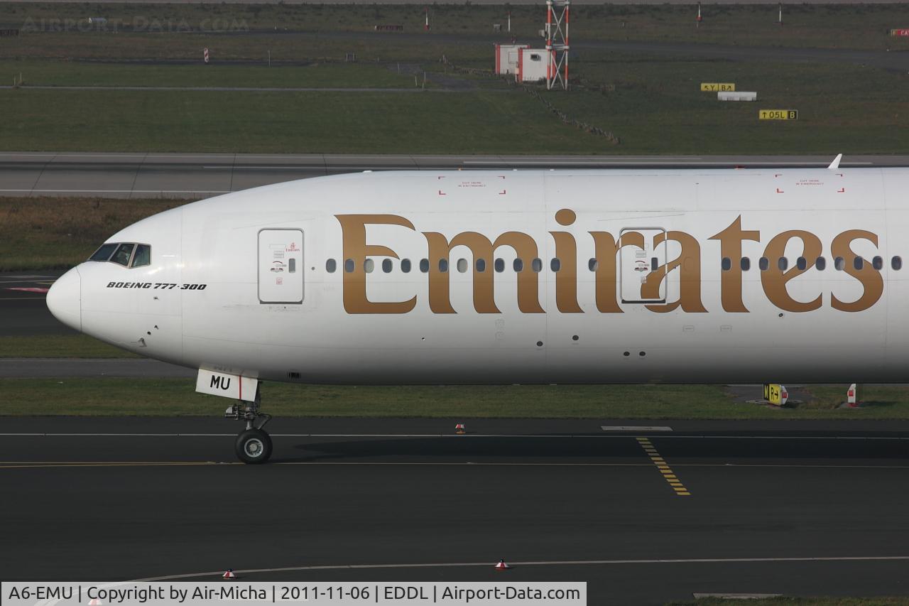 A6-EMU, 2002 Boeing 777-31H C/N 29064, Emirates, Boeing 777-31H, CN: 29064/0418