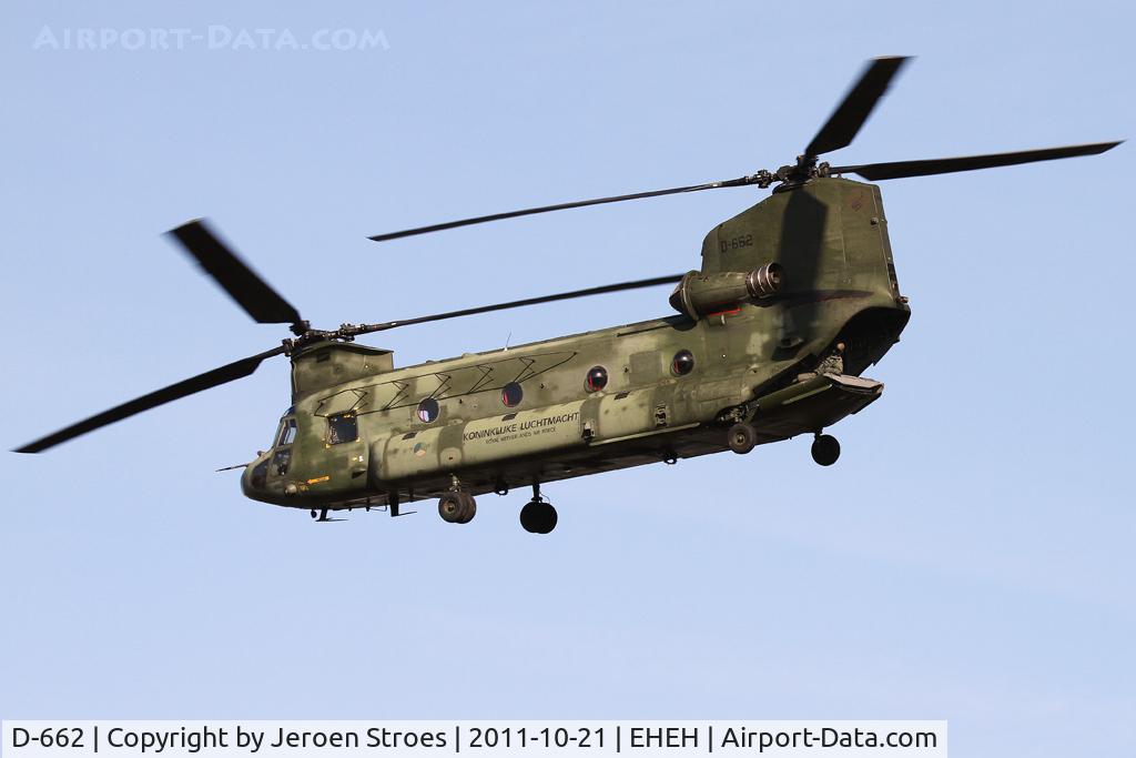 D-662, Boeing CH-47D Chinook C/N M.3662/NL-002, training near EHEH airport