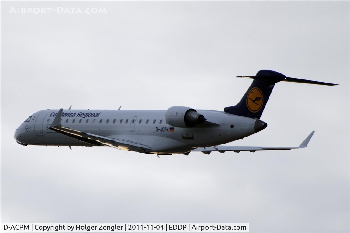 D-ACPM, 2003 Bombardier CRJ-701ER (CL-600-2C10) Regional Jet C/N 10080, Morning shuttle to MUC is leaving LEJ.....