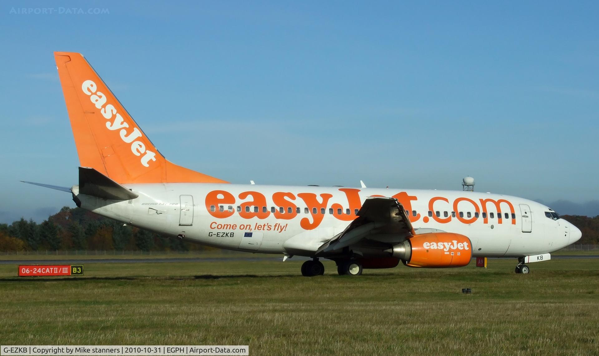G-EZKB, 2003 Boeing 737-73V C/N 32423, An Easyjet b737 making a now rare appearance at EDI