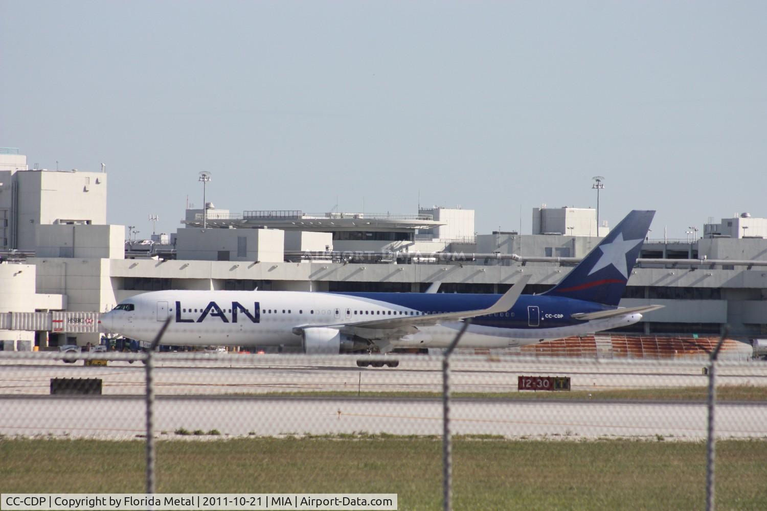 CC-CDP, 1996 Boeing 767-316/ER C/N 27597, Lan Chile 767