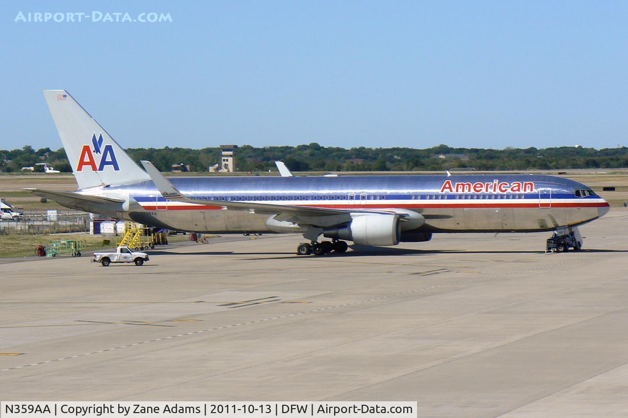 N359AA, 1988 Boeing 767-323 C/N 24040, American Airlines at DFW Airport