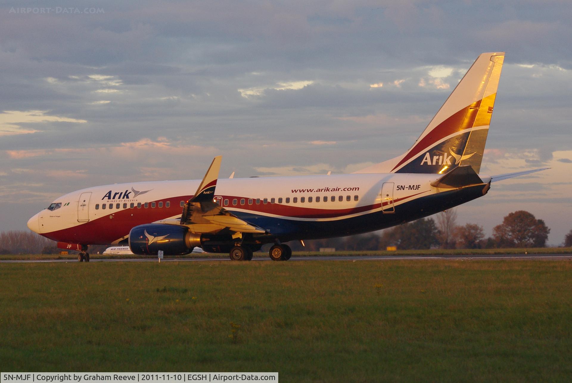 5N-MJF, Boeing 737-7GL C/N 34762/2427, About to depart late in the afternoon.