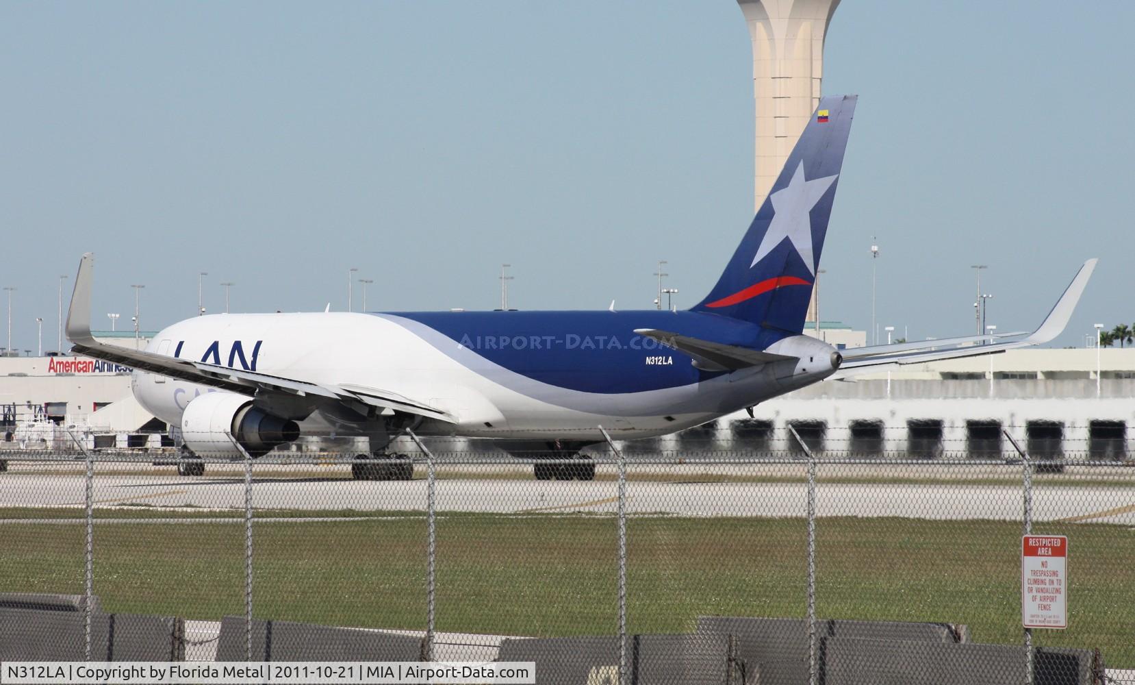 N312LA, 2001 Boeing 767-316F C/N 32572, LAN Cargo 767