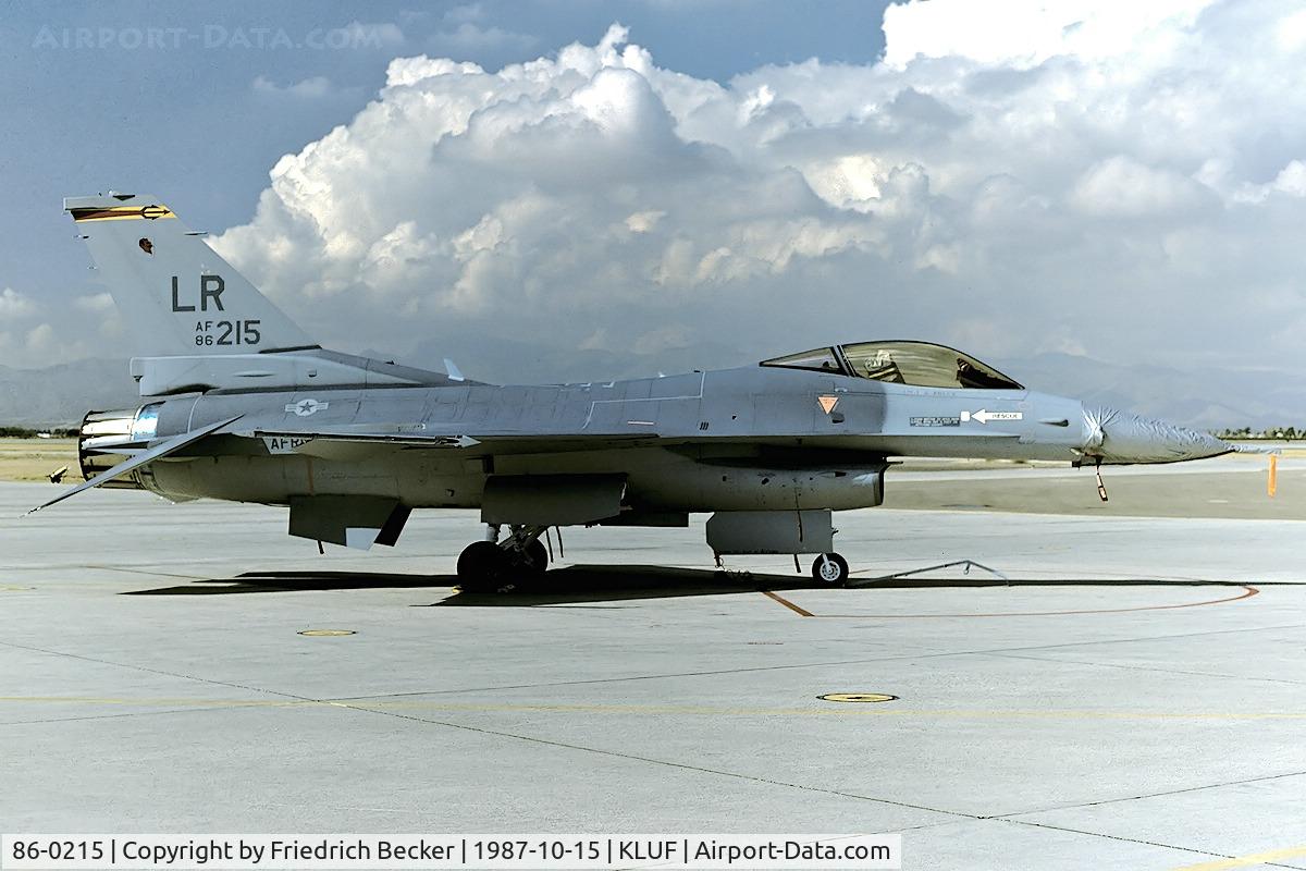 86-0215, 1986 General Dynamics F-16C Fighting Falcon C/N 5C-321, AFRES flightline at Luke AFB