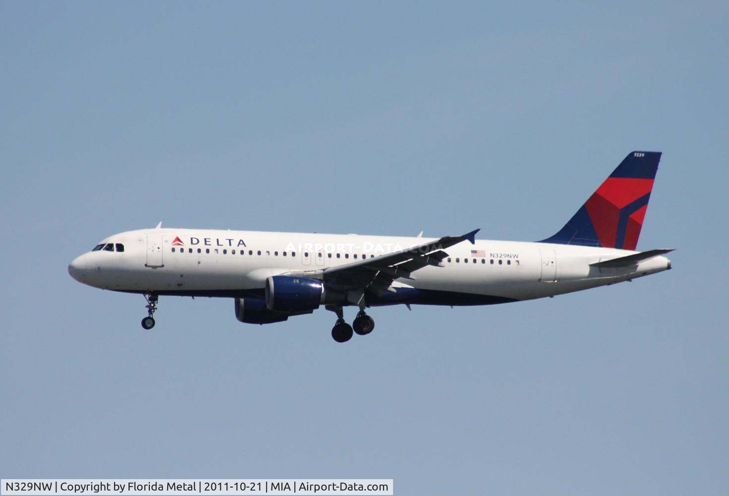 N329NW, 1992 Airbus A320-211 C/N 306, Delta A320