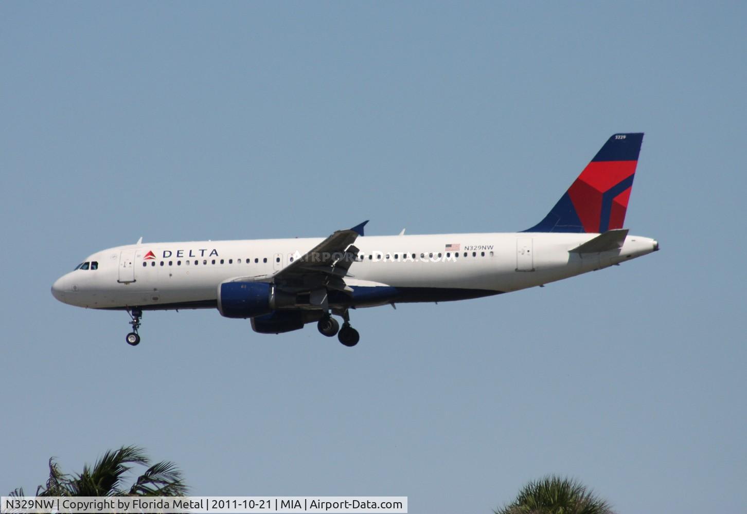 N329NW, 1992 Airbus A320-211 C/N 306, Delta A320