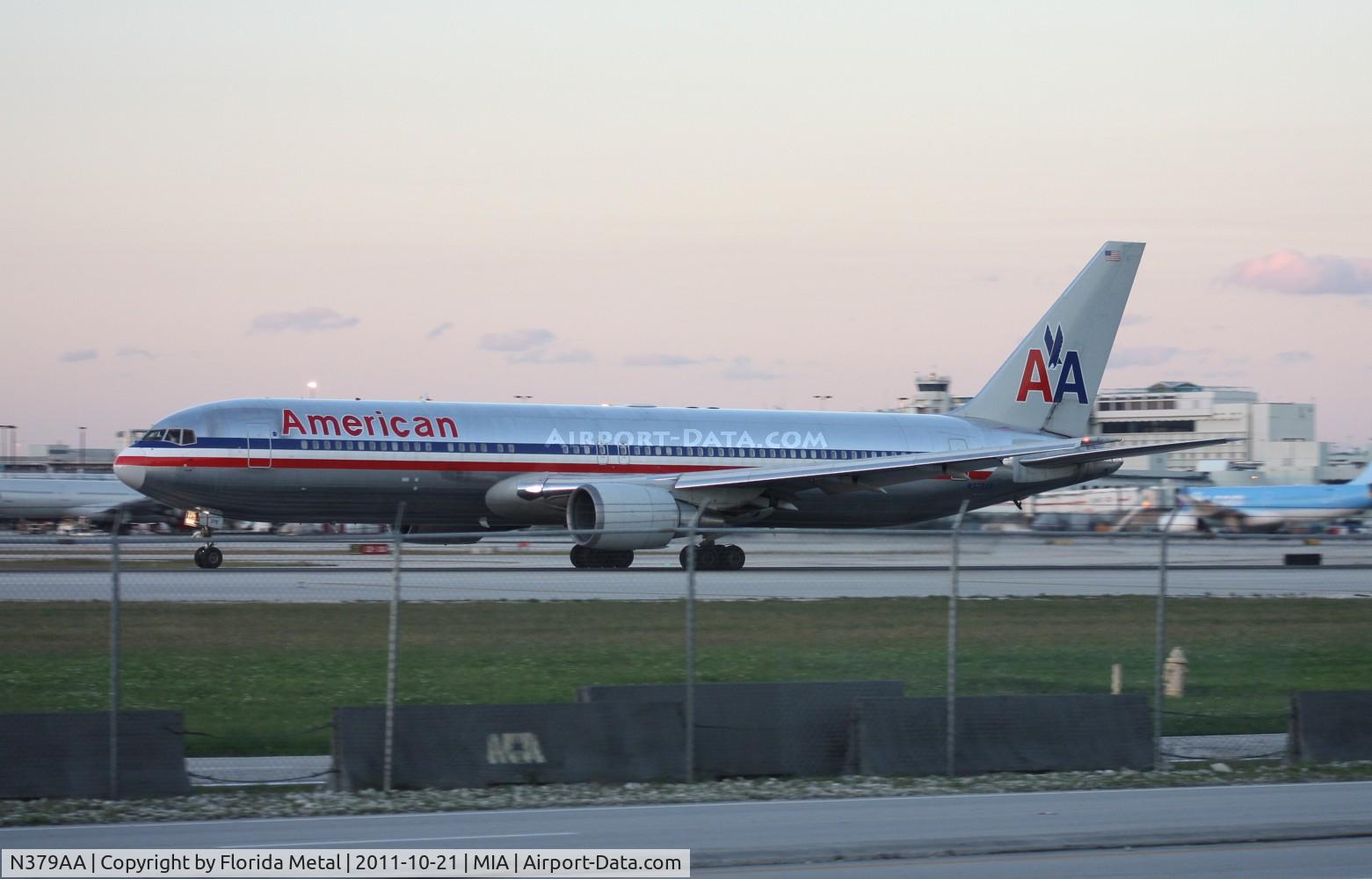 N379AA, 1993 Boeing 767-323/ER C/N 25448, American 767