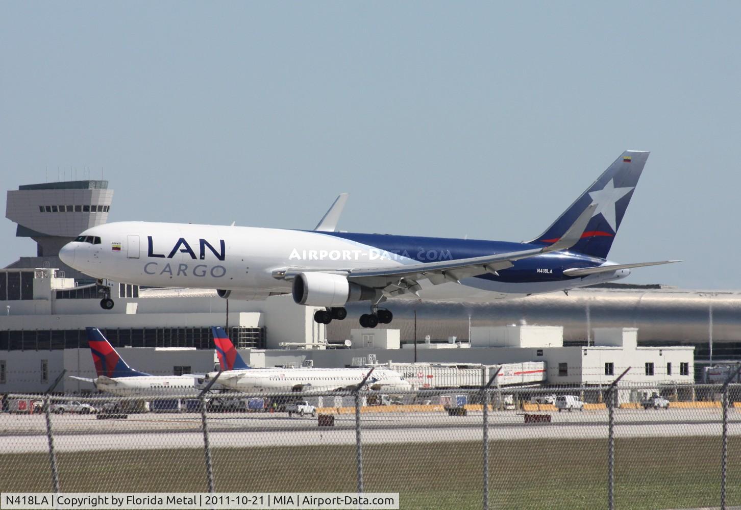 N418LA, 2005 Boeing 767-316F C/N 34246, LAN 767-300F