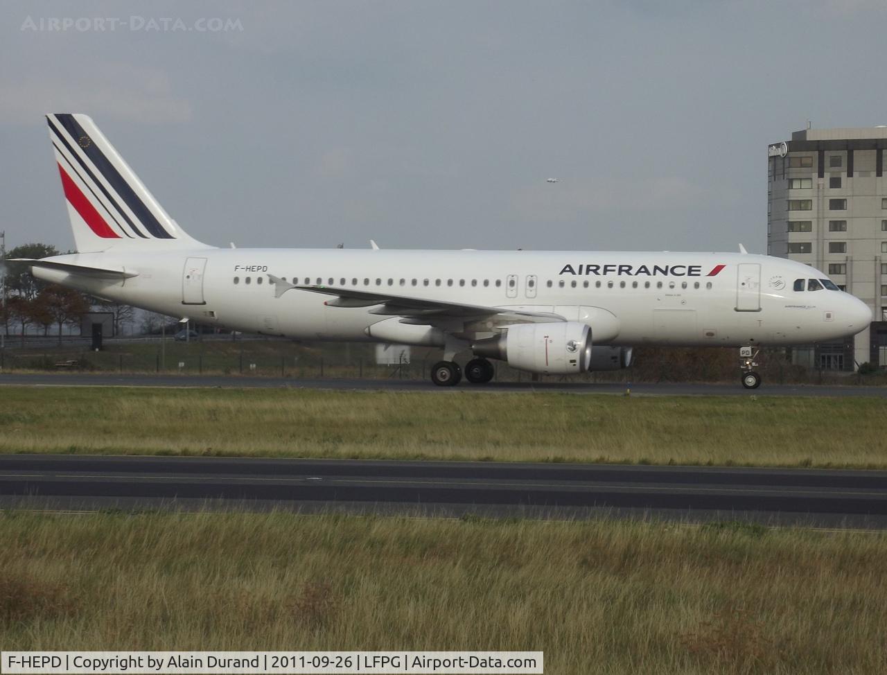 F-HEPD, 2010 Airbus A320-214 C/N 4295, One of the very first A320s to appear in the revised livery.