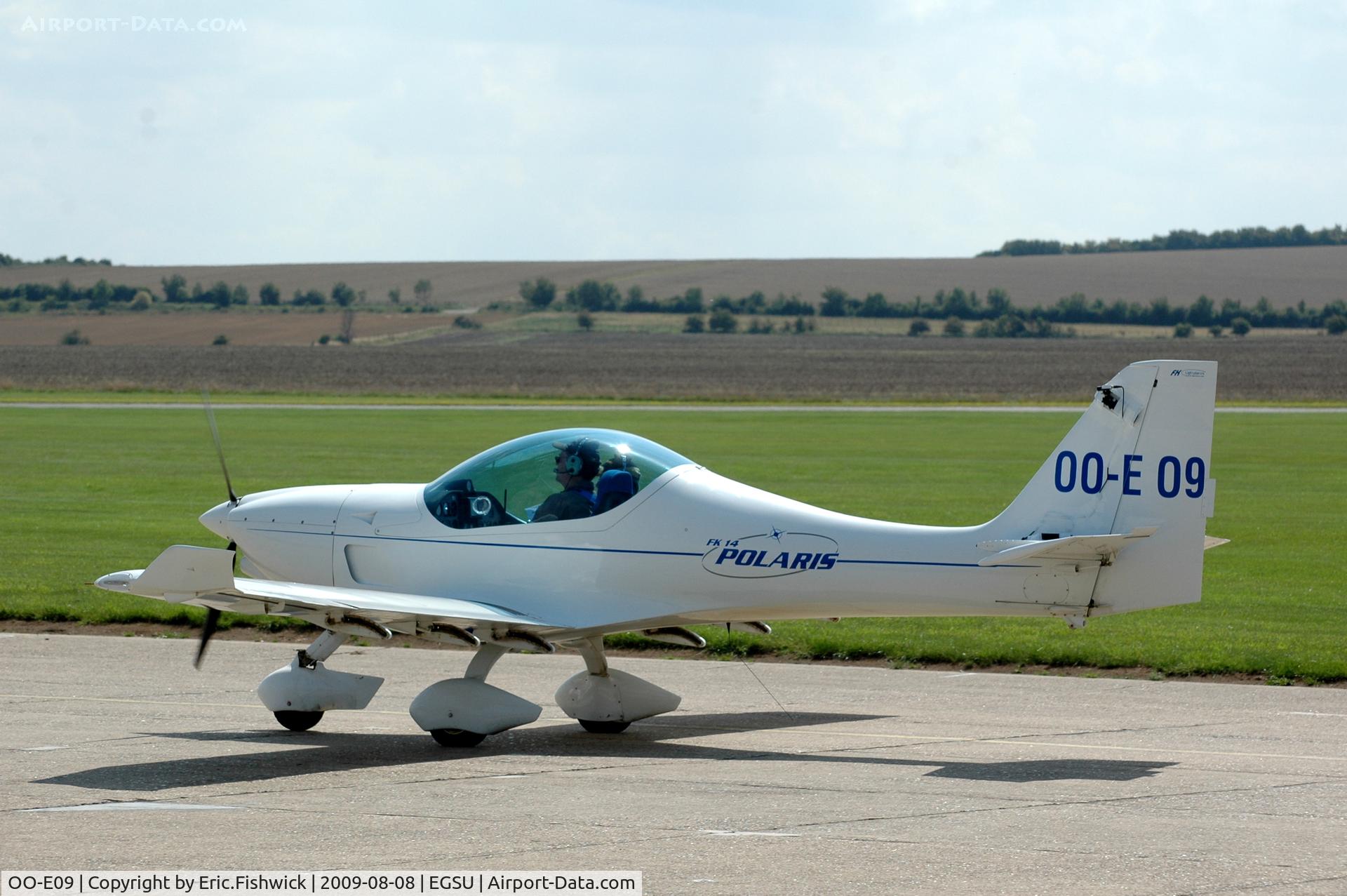 OO-E09, 2002 B & F Funk FK-14B Polaris C/N 014-023, 00-E 09 Funk FK14 Polaris at Duxford