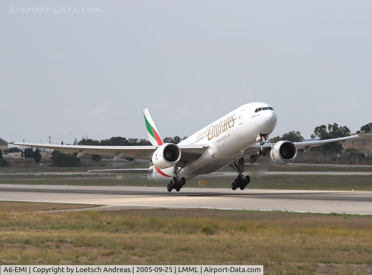 A6-EMI, 1996 Boeing 777-21H/ER C/N 27250, take off to the east