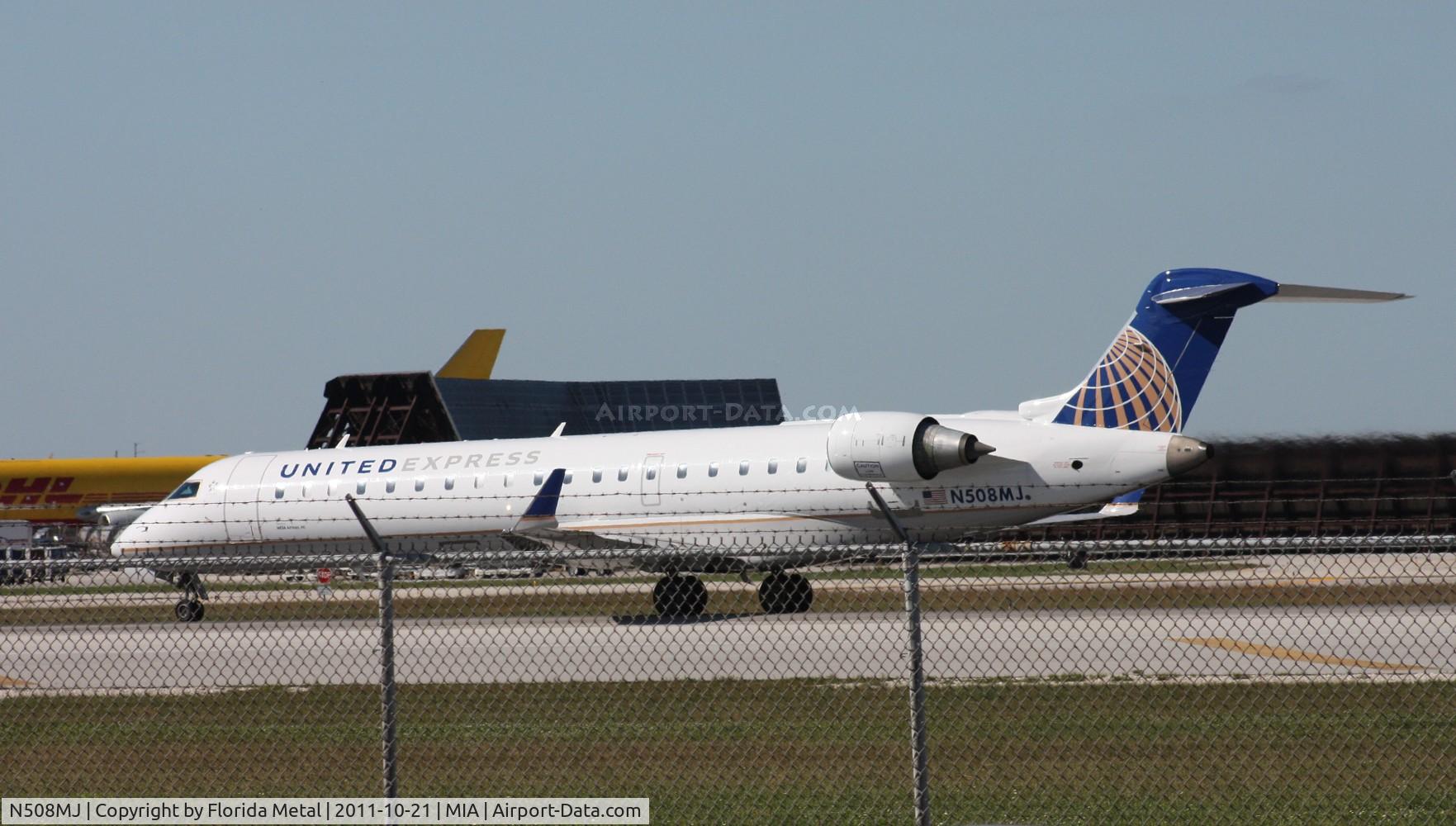 N508MJ, 2003 Bombardier CRJ-700 (CL-600-2C10) Regional Jet C/N 10087, United Express CRJ-700