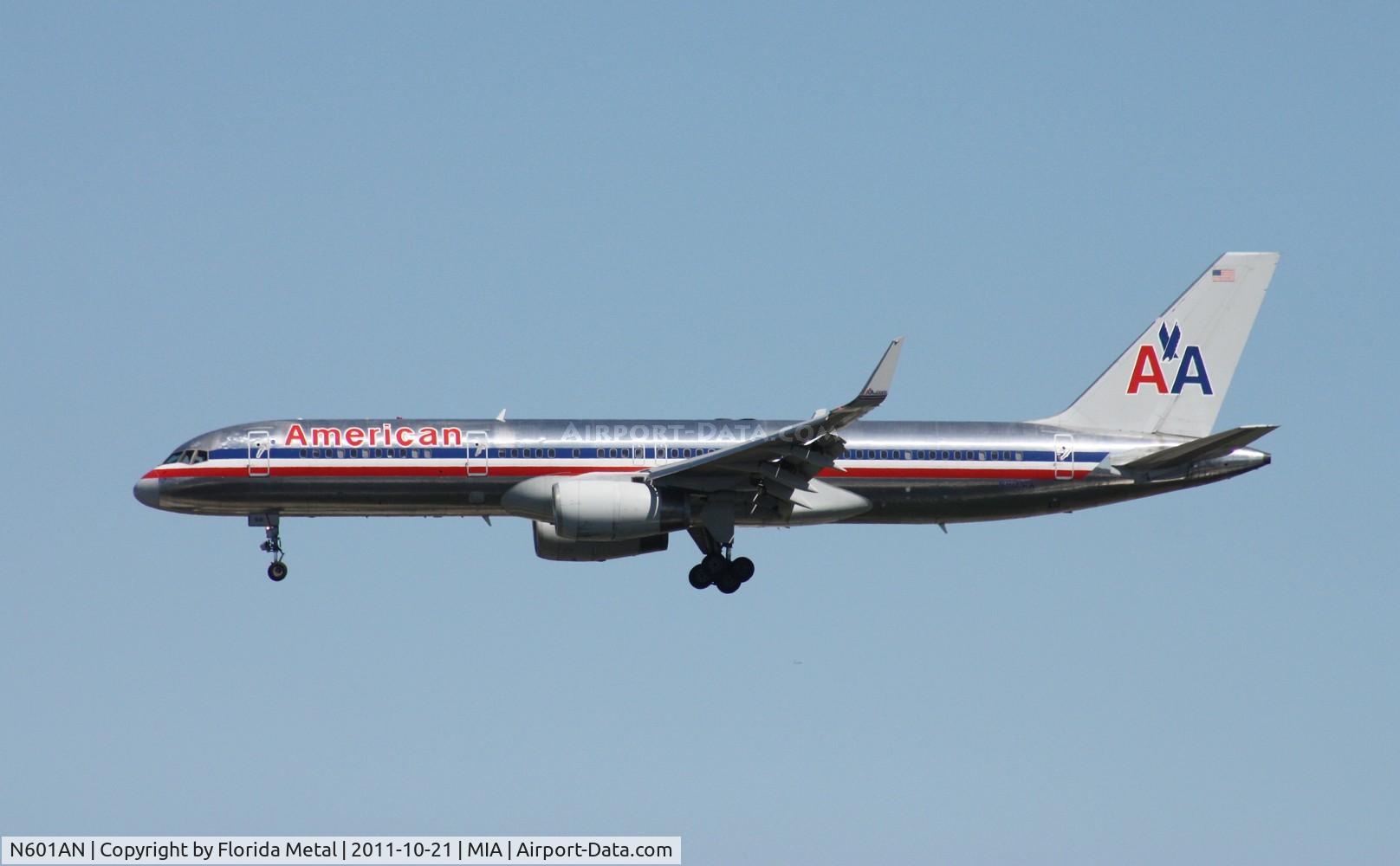 N601AN, 1995 Boeing 757-223 C/N 27052, American 757