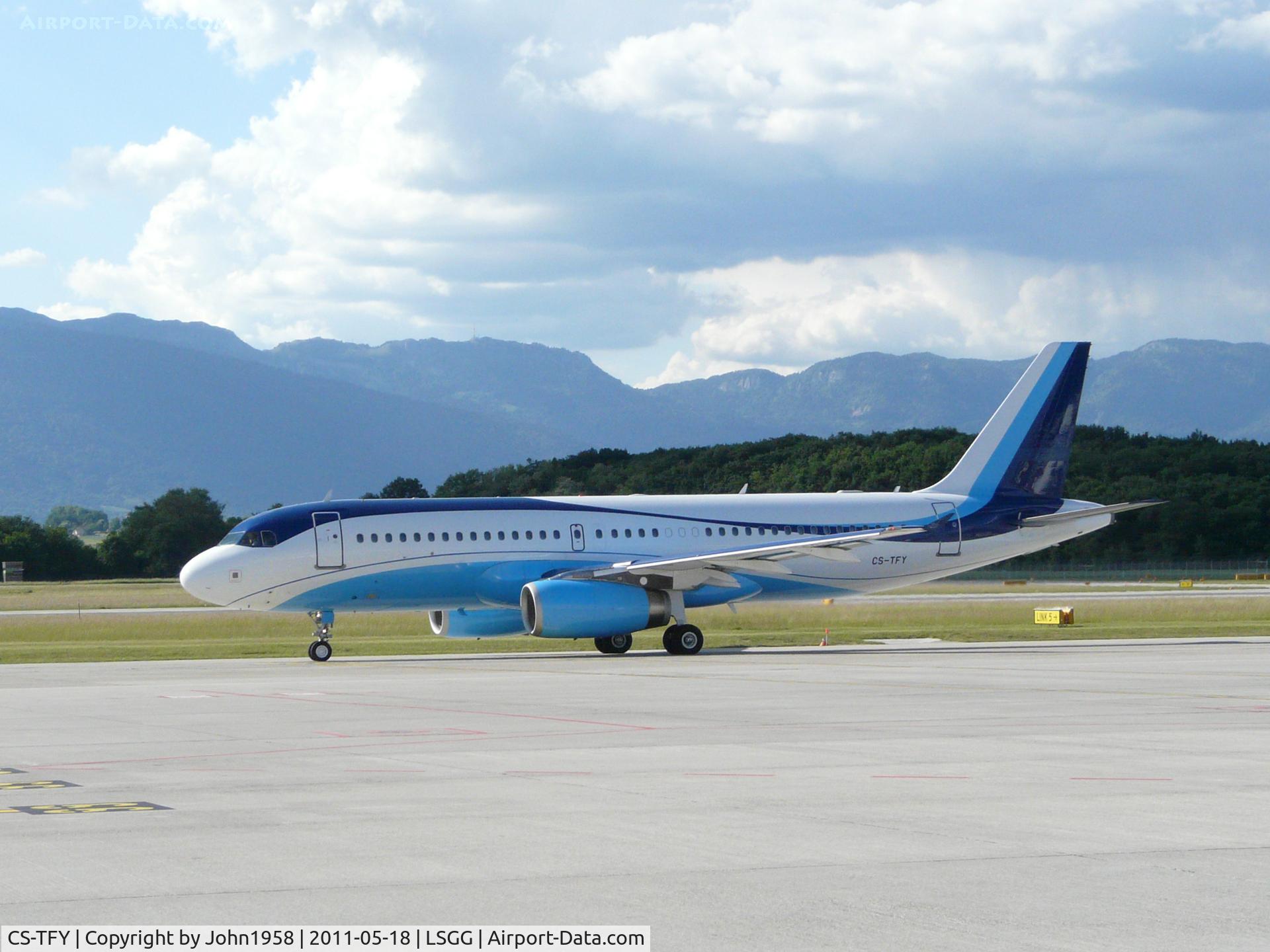 CS-TFY, 2002 Airbus A320-232 C/N 1868, Looking good in the sun