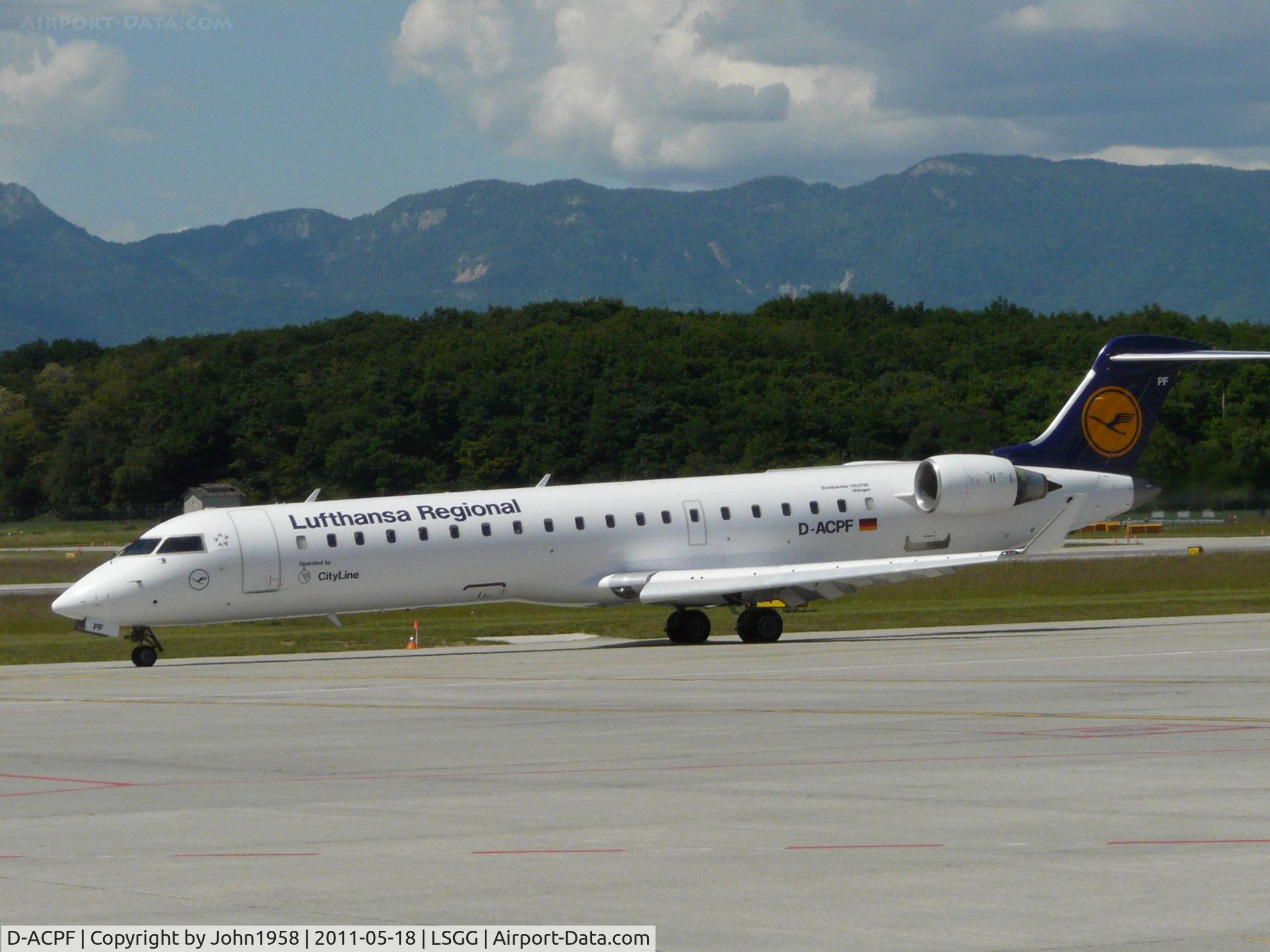 D-ACPF, 2001 Canadair CRJ-701ER (CL-600-2C10) Regional Jet C/N 10030, Taxying in