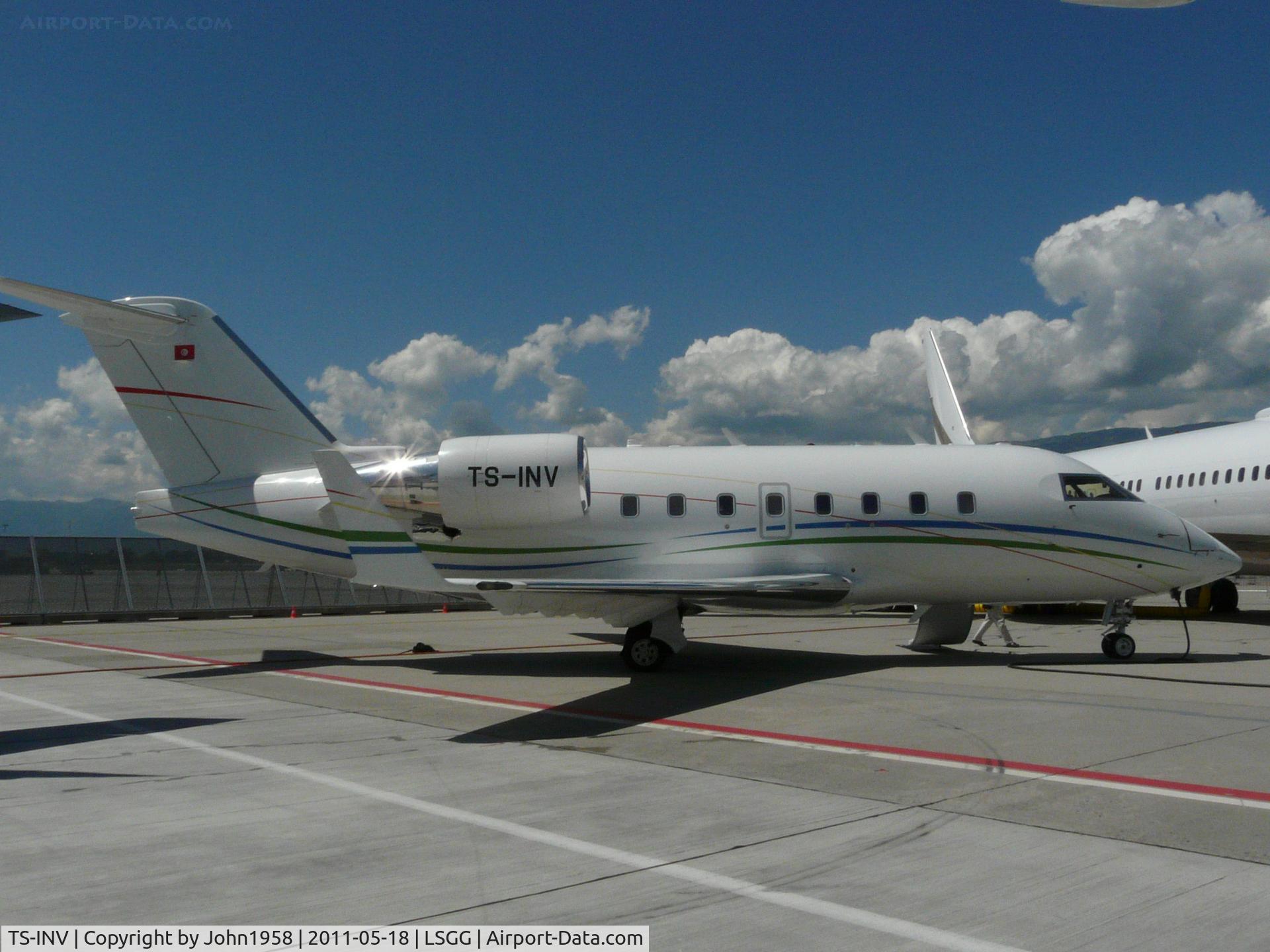 TS-INV, 2005 Bombardier Challenger 604 (CL-600-2B16) C/N 5628, Parked