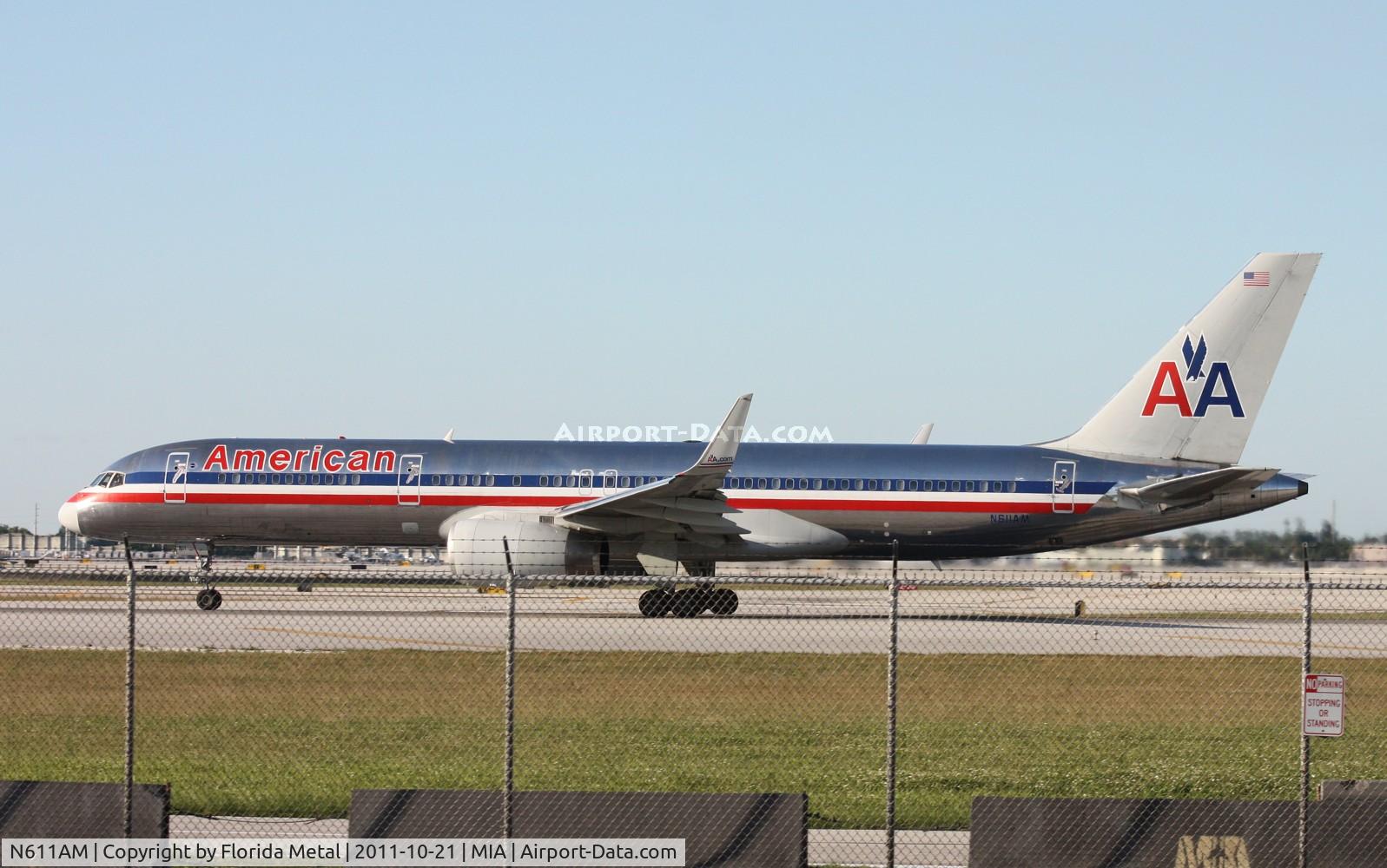 N611AM, 1989 Boeing 757-223 C/N 24487, American 757