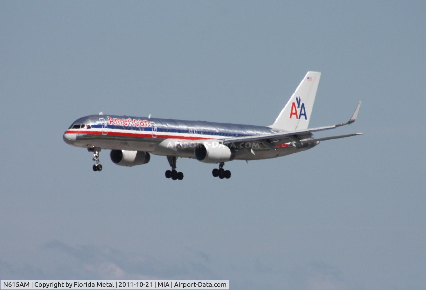 N615AM, 1989 Boeing 757-223 C/N 24491, American 757