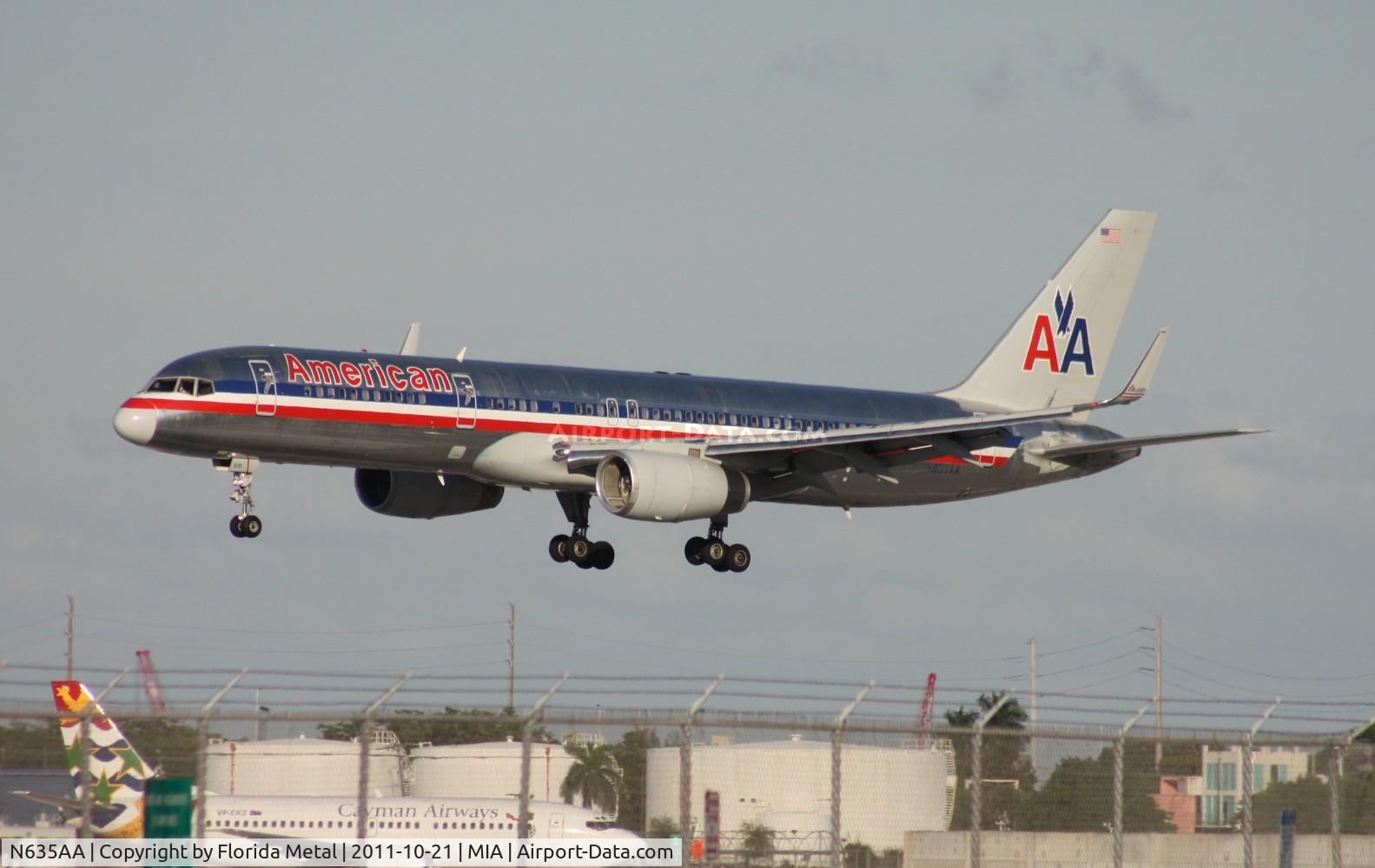 N635AA, 1990 Boeing 757-223 C/N 24593, American 757