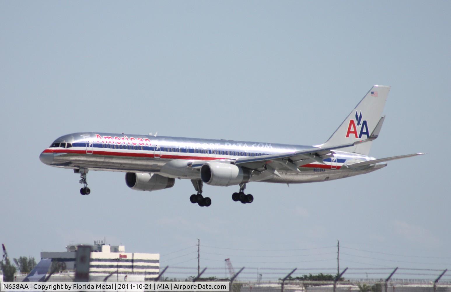 N658AA, 1991 Boeing 757-223 C/N 24616, American 757