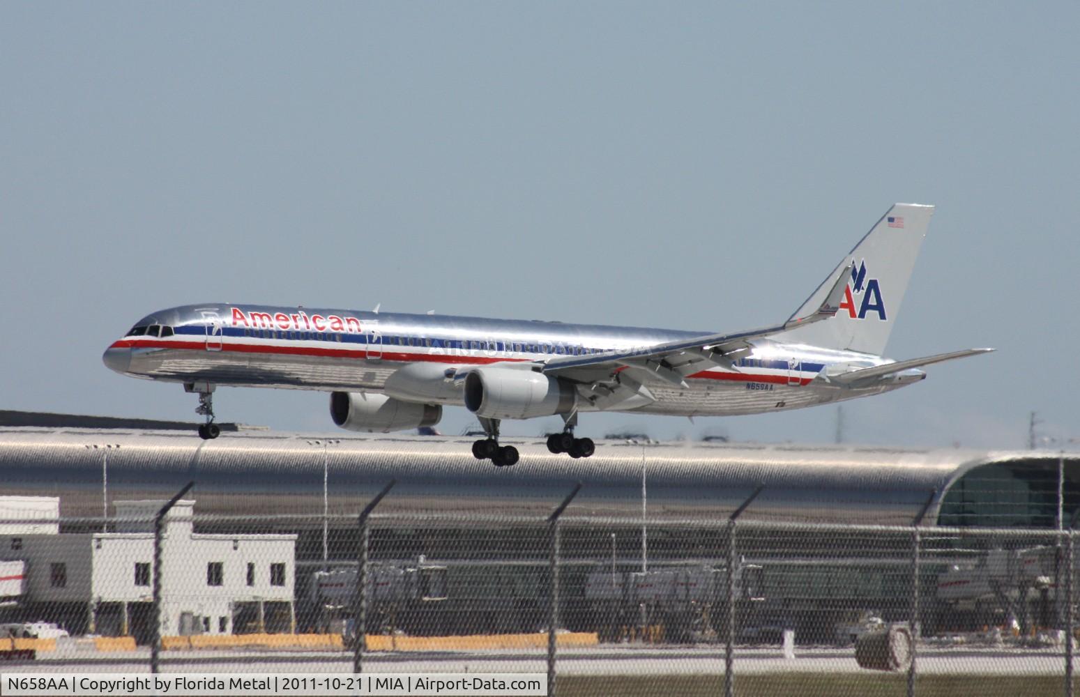N658AA, 1991 Boeing 757-223 C/N 24616, American 757