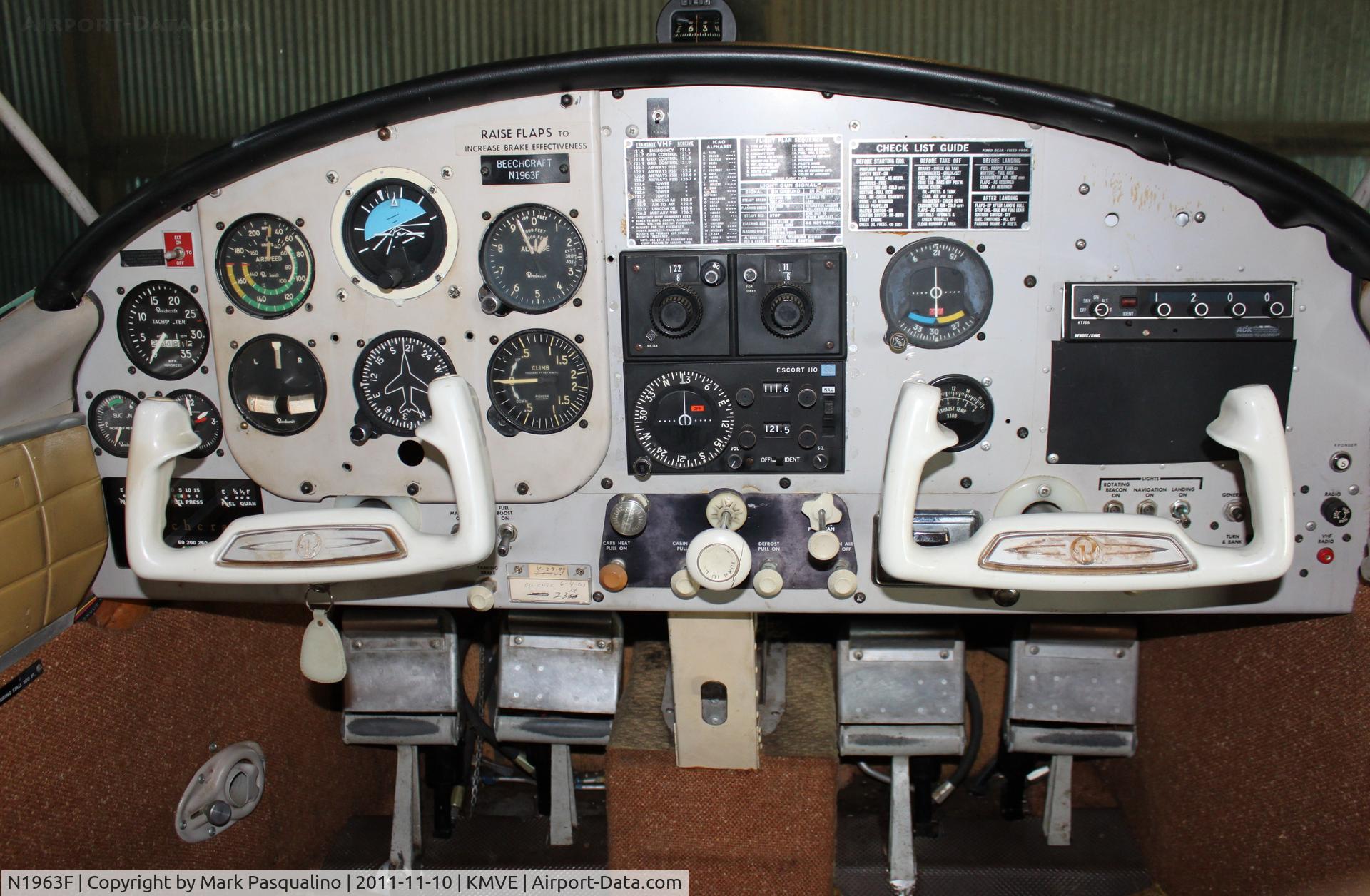 N1963F, 1963 Beech 23 C/N M-541, Beech 23