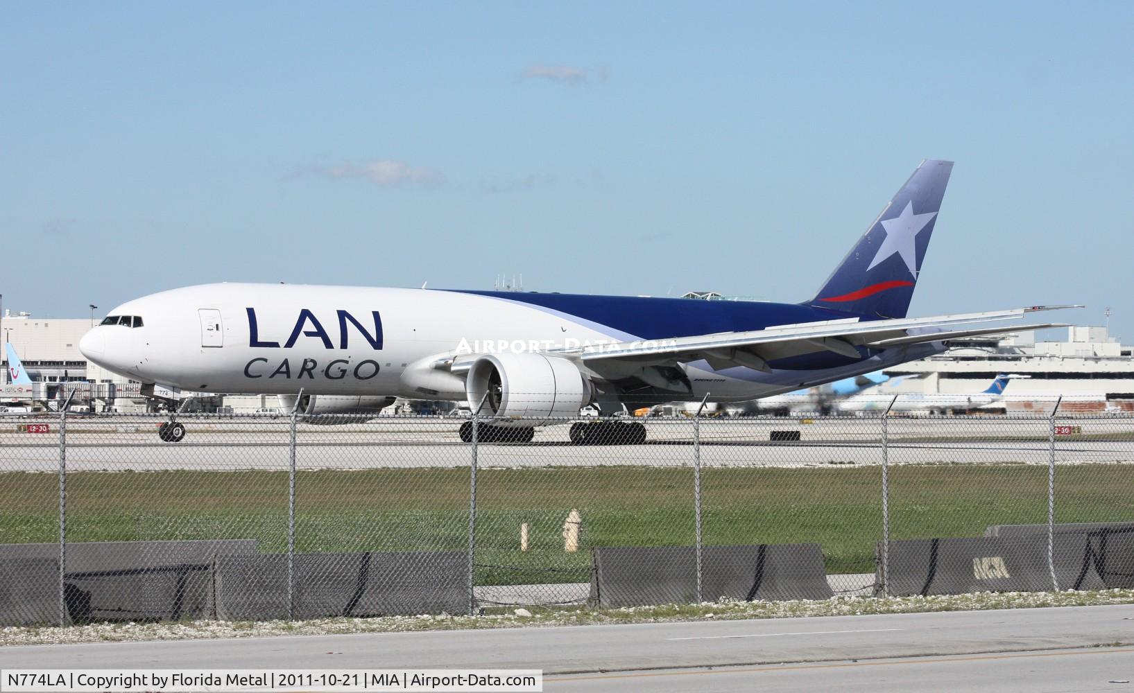 N774LA, 2009 Boeing 777-F6N C/N 37710, LAN Colombia Cargo 77L