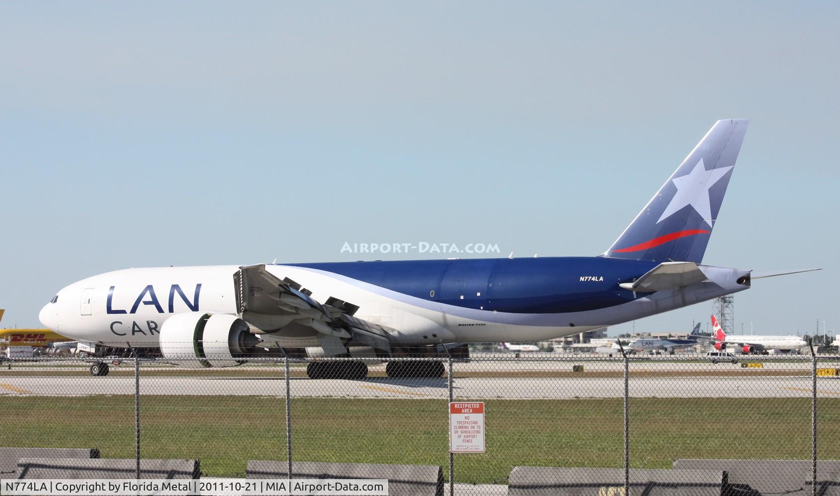 N774LA, 2009 Boeing 777-F6N C/N 37710, LAN Colombia Cargo 77L