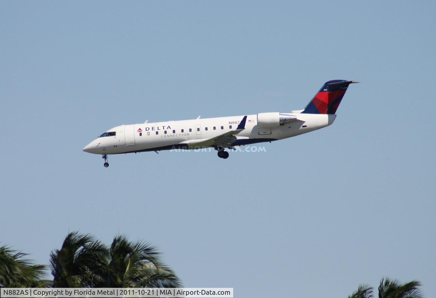 N882AS, 2001 Bombardier CRJ-200ER (CL-600-2B19) C/N 7503, ASA CRJ-200