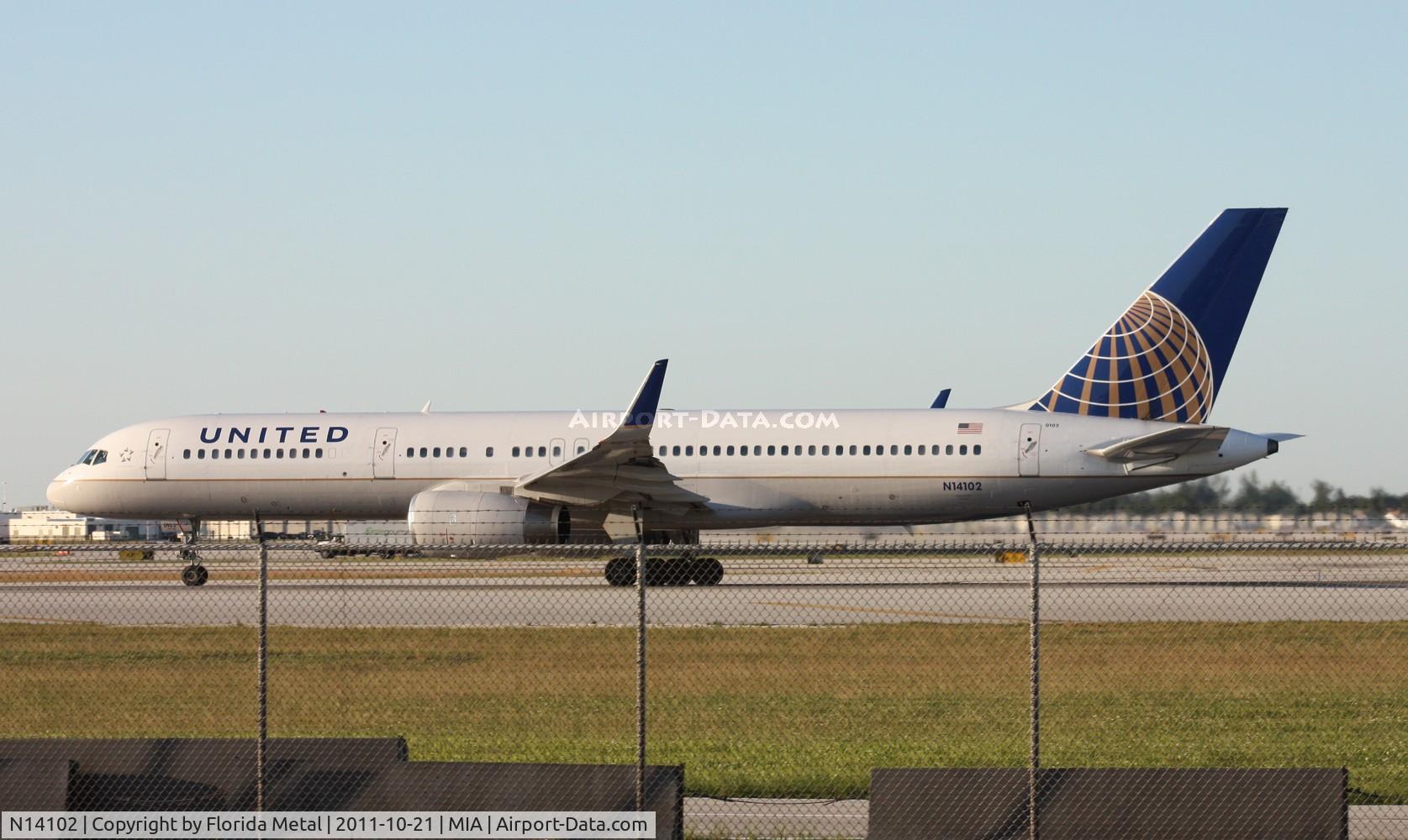 N14102, 1994 Boeing 757-224 C/N 27292, United 757