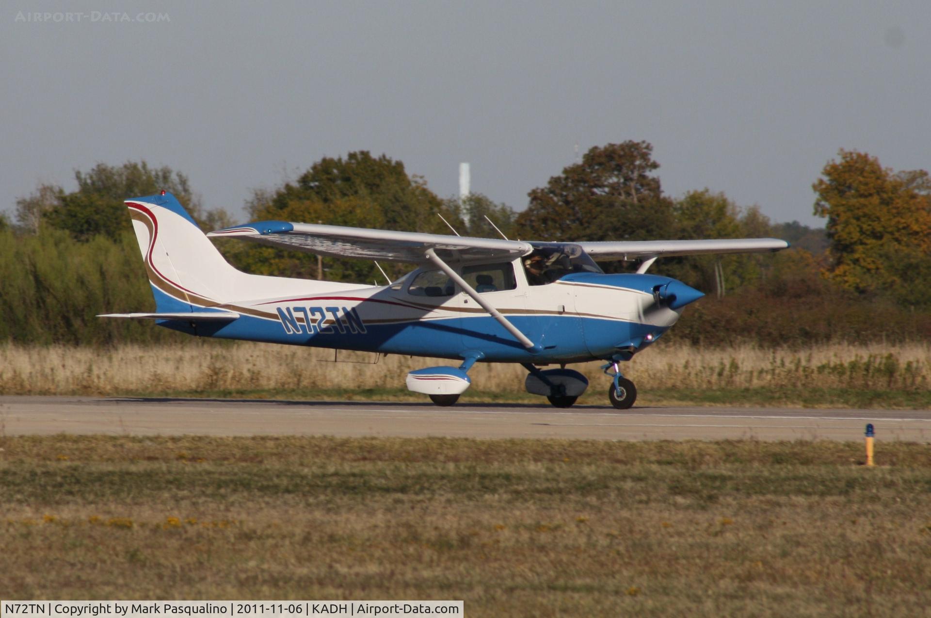 N72TN, 1976 Cessna R172K Hawk XP C/N R1722028, Cessna R172K