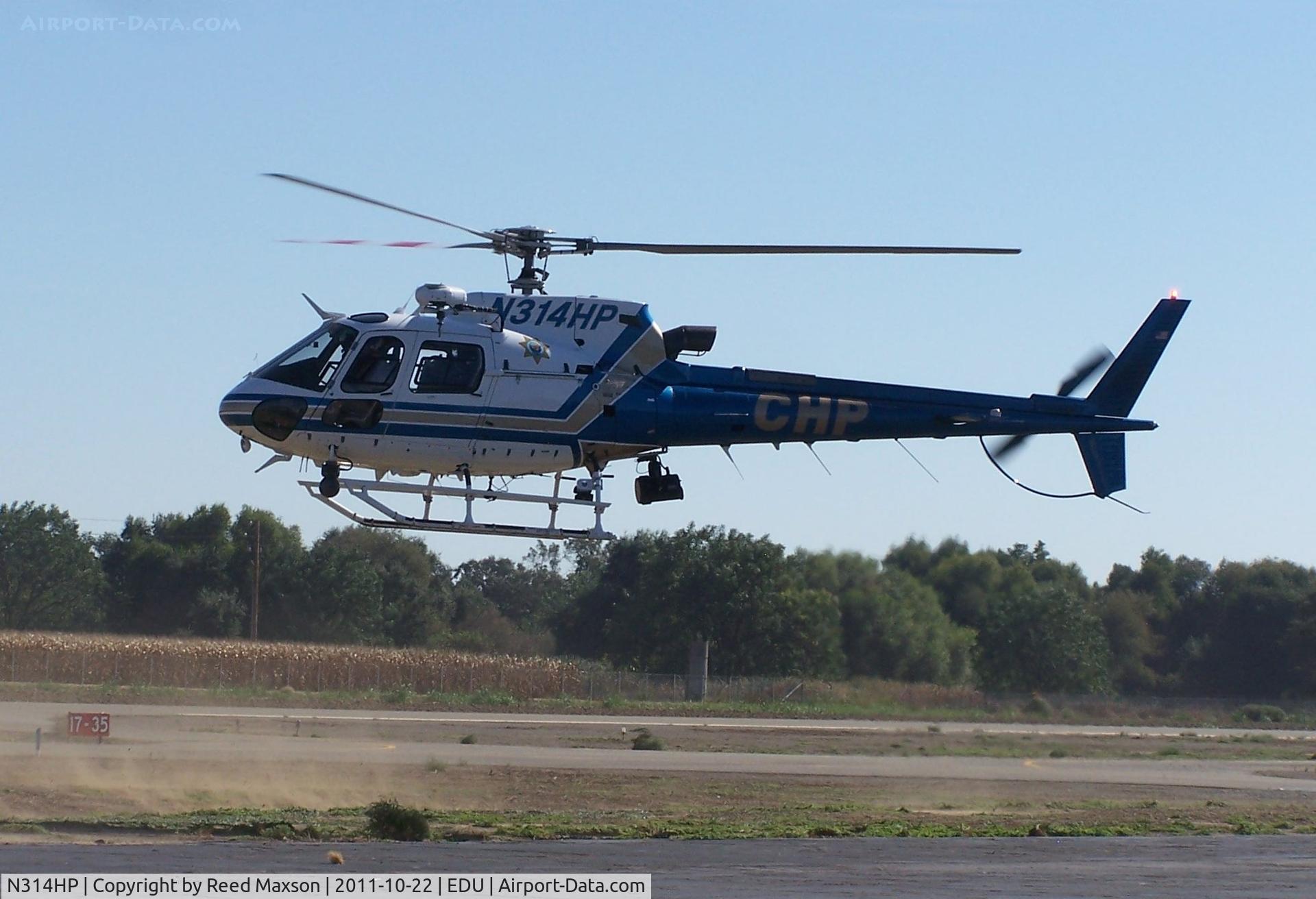 N314HP, 2000 Eurocopter AS-350B-3 Ecureuil Ecureuil C/N 3379, Departing EDU