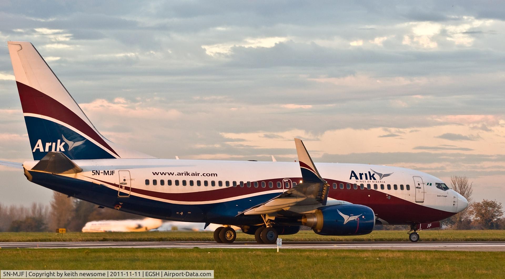 5N-MJF, Boeing 737-7GL C/N 34762/2427, Going Home