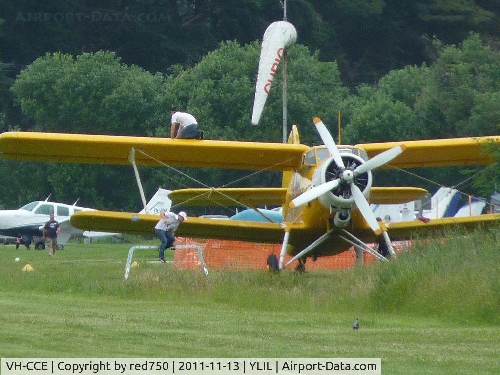 VH-CCE, 1989 Antonov An-2TP C/N 1G234-09, Dipping the fuel tanks - and some people complain about climbing on the strut of a Cessna!