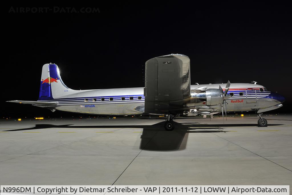 N996DM, 1958 Douglas DC-6B C/N 45563, Red Bull DC6
