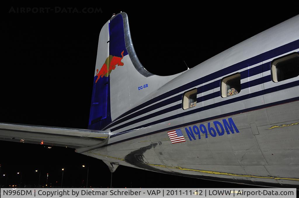 N996DM, 1958 Douglas DC-6B C/N 45563, Red Bull DC6