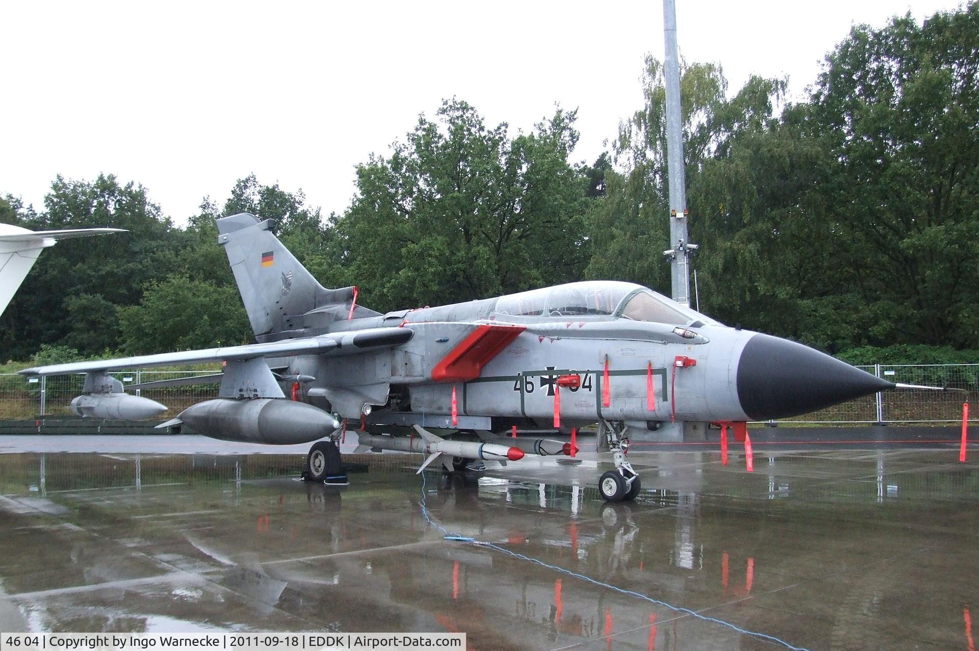46 04, Panavia Tornado IDS(T) C/N 752/GT062/4304, Panavia Tornado ECR of the Luftwaffe at the DLR 2011 air and space day on the side of Cologne airport