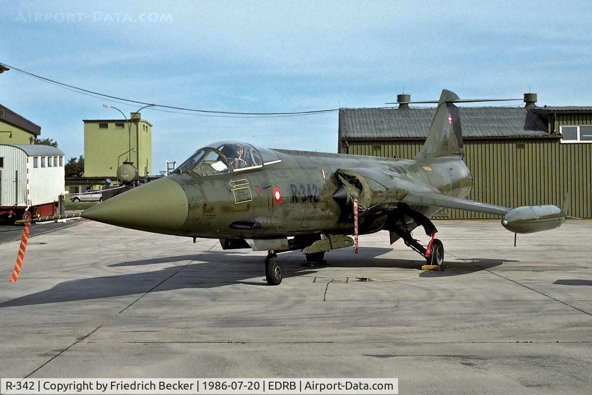 R-342, 1962 Lockheed F-104G Starfighter C/N 683D-6041, static display