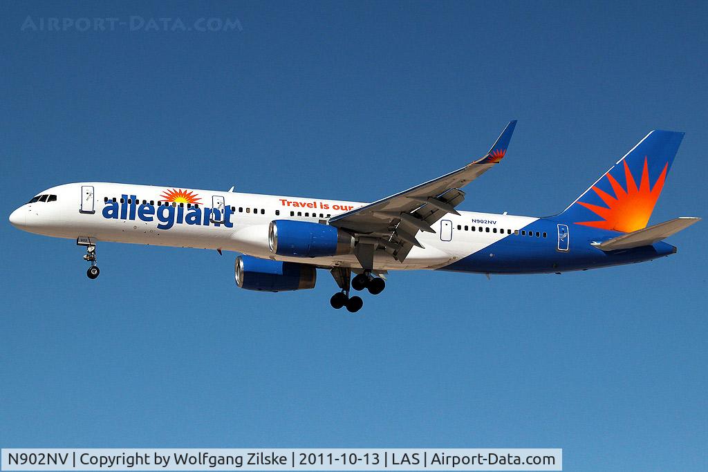 N902NV, 1992 Boeing 757-204 C/N 26964, visitor