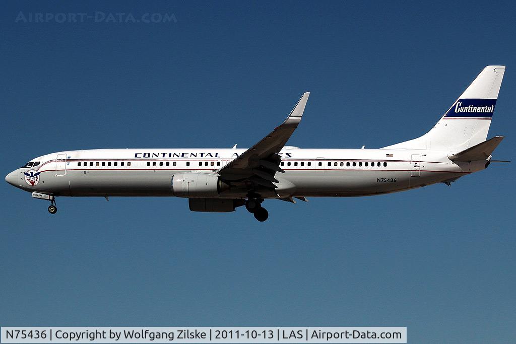 N75436, 2009 Boeing 737-924/ER C/N 33531, visitor