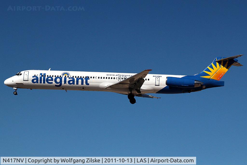 N417NV, 1992 McDonnell Douglas MD-83 (DC-9-83) C/N 53347, visitor