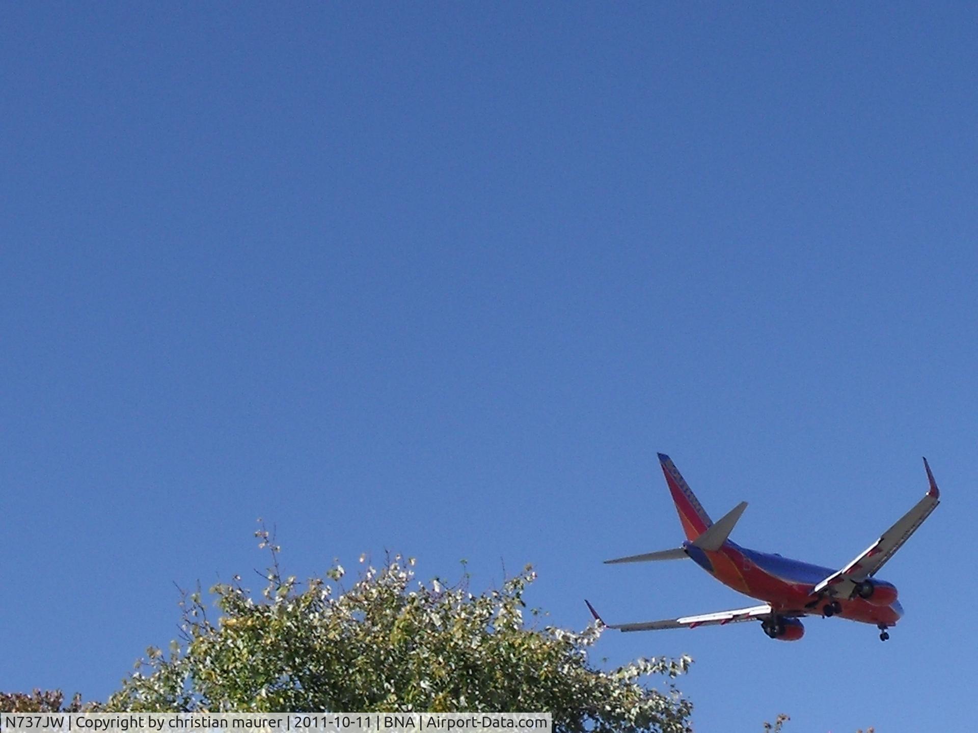 N737JW, 1999 Boeing 737-7H4 C/N 27869, boeing 737