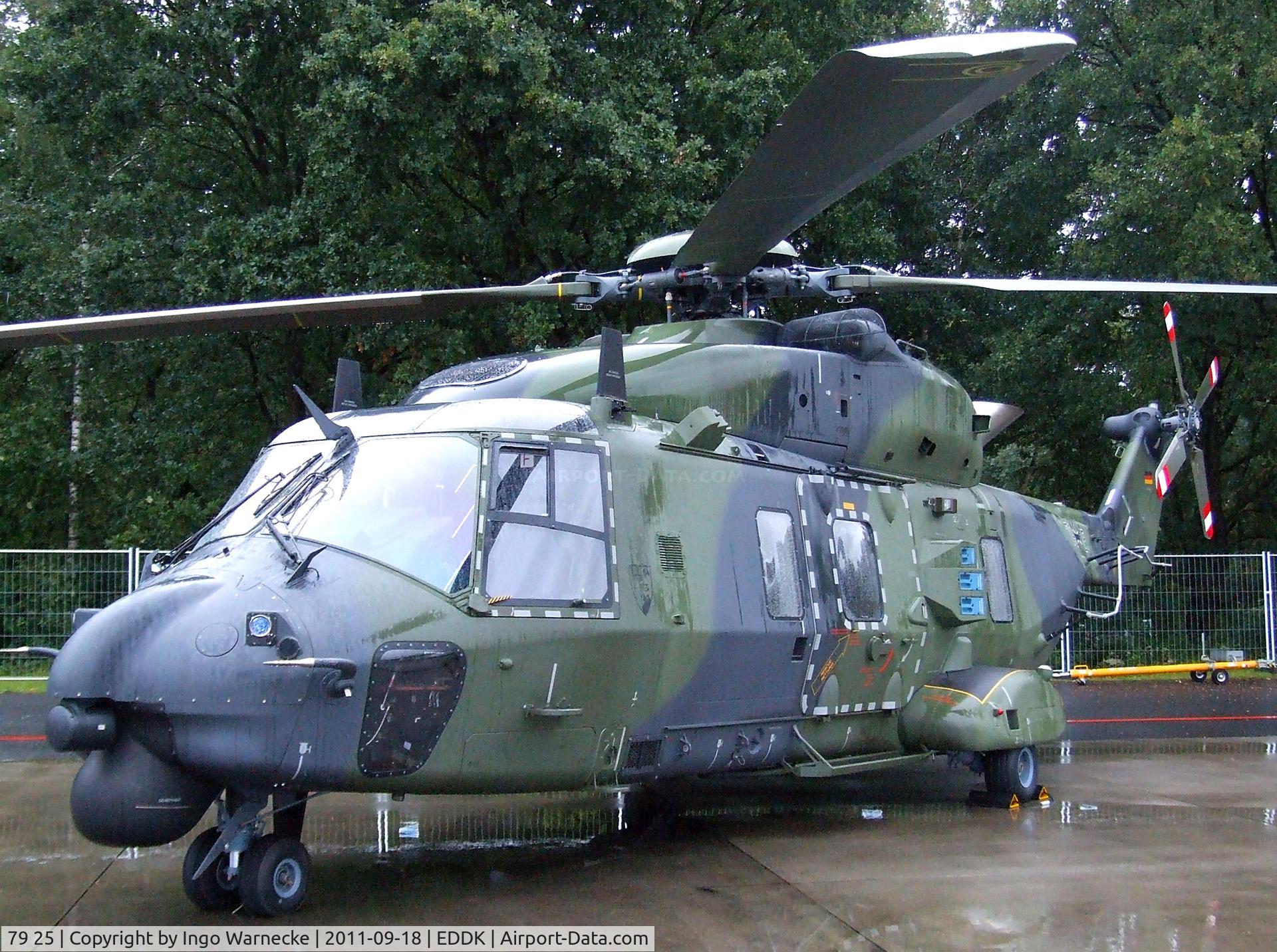 79 25, NHI NH-90 TTH Caiman C/N 1043/GEAF03, NHI NH90 TTH of the Luftwaffe at the DLR 2011 air and space day on the side of Cologne airport