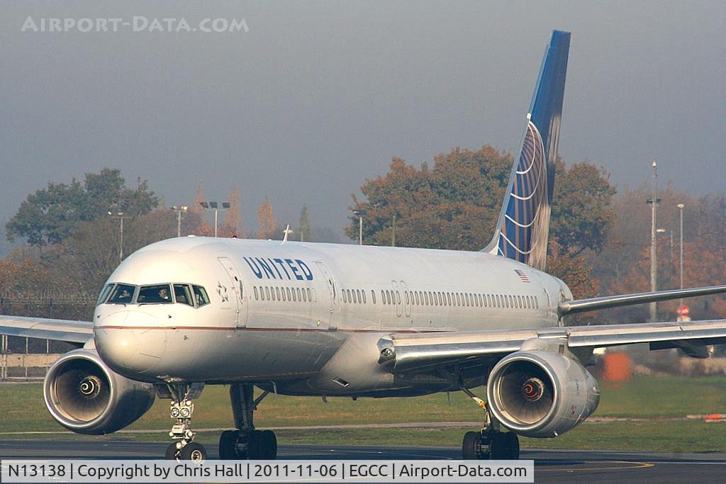 N13138, 1999 Boeing 757-224 C/N 30351, United