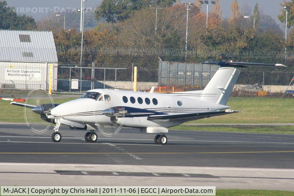 M-JACK, 2009 Hawker Beechcraft B200GT King Air C/N BY-94, Jetstream Aviation