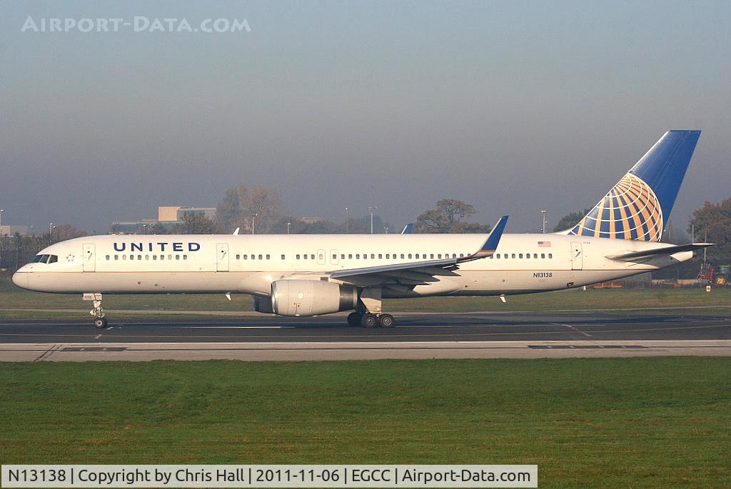 N13138, 1999 Boeing 757-224 C/N 30351, United
